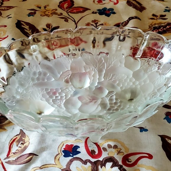 Vintage Glass Bowl - Picture 2 of 3